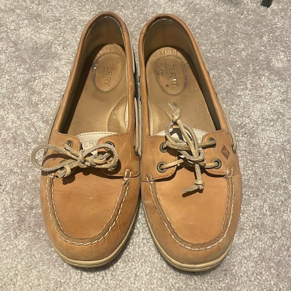 Women’s Sperry Boat Shoes
